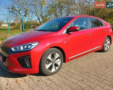 Червоний Хендай Ioniq, об'ємом двигуна 0 л та пробігом 53 тис. км за 14800 $, фото 2 на Automoto.ua