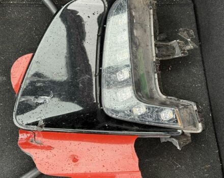 Красный Хендай Ioniq, объемом двигателя 0 л и пробегом 192 тыс. км за 10500 $, фото 15 на Automoto.ua