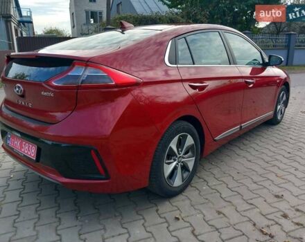 Червоний Хендай Ioniq, об'ємом двигуна 0 л та пробігом 53 тис. км за 14800 $, фото 5 на Automoto.ua