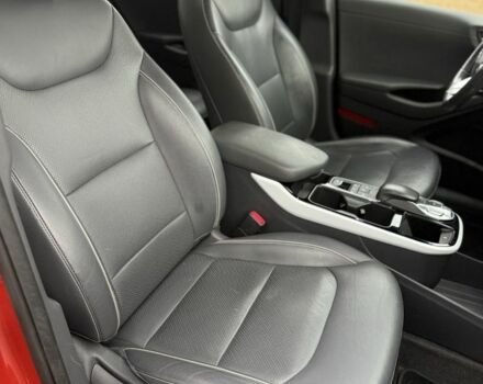 Красный Хендай Ioniq, объемом двигателя 0 л и пробегом 192 тыс. км за 10500 $, фото 8 на Automoto.ua