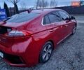 Красный Хендай Ioniq, объемом двигателя 0 л и пробегом 142 тыс. км за 12950 $, фото 7 на Automoto.ua