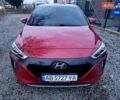 Красный Хендай Ioniq, объемом двигателя 0 л и пробегом 142 тыс. км за 12950 $, фото 5 на Automoto.ua
