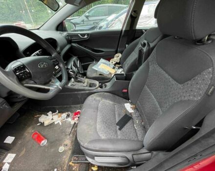 Червоний Хендай Ioniq, об'ємом двигуна 1.6 л та пробігом 120 тис. км за 8900 $, фото 4 на Automoto.ua