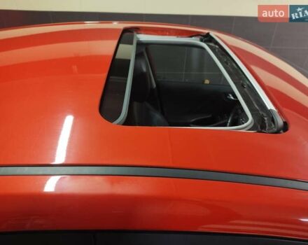 Красный Хендай Ioniq, объемом двигателя 0 л и пробегом 102 тыс. км за 15700 $, фото 15 на Automoto.ua