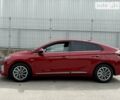 Красный Хендай Ioniq, объемом двигателя 0 л и пробегом 108 тыс. км за 14900 $, фото 5 на Automoto.ua