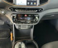 Красный Хендай Ioniq, объемом двигателя 0 л и пробегом 120 тыс. км за 11900 $, фото 9 на Automoto.ua