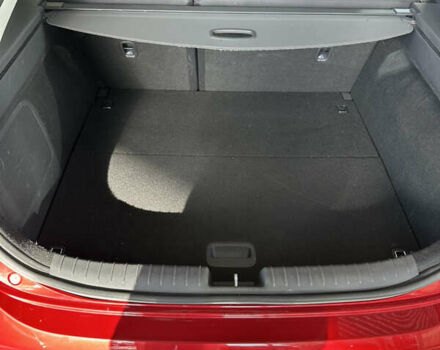 Красный Хендай Ioniq, объемом двигателя 0 л и пробегом 120 тыс. км за 11900 $, фото 14 на Automoto.ua