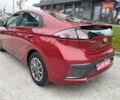 Красный Хендай Ioniq, объемом двигателя 0 л и пробегом 53 тыс. км за 16000 $, фото 6 на Automoto.ua