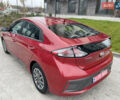 Красный Хендай Ioniq, объемом двигателя 0 л и пробегом 53 тыс. км за 16000 $, фото 8 на Automoto.ua