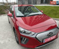 Красный Хендай Ioniq, объемом двигателя 0 л и пробегом 53 тыс. км за 16000 $, фото 1 на Automoto.ua