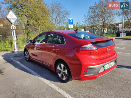 Червоний Хендай Ioniq, об'ємом двигуна 0 л та пробігом 102 тис. км за 15700 $, фото 1 на Automoto.ua