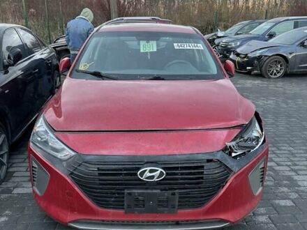 Хендай Ioniq 2019 у Львові на Automoto.ua Червоний Хендай Ioniq, об'ємом двигуна 1.6 л та пробігом 197 тис. км за 10750 $, фото 1 на Automoto.ua