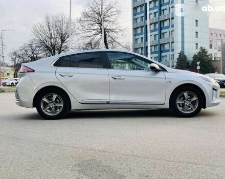 Хендай Ioniq, объемом двигателя 0 л и пробегом 70 тыс. км за 21500 $, фото 6 на Automoto.ua