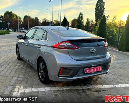 Хендай Ioniq, объемом двигателя 70 л и пробегом 121 тыс. км за 12100 $, фото 3 на Automoto.ua