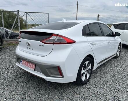 Хендай Ioniq, об'ємом двигуна 0 л та пробігом 96 тис. км за 12599 $, фото 4 на Automoto.ua