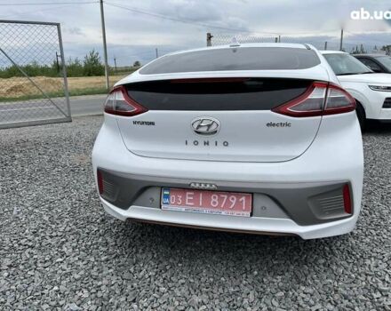 Хендай Ioniq, об'ємом двигуна 0 л та пробігом 96 тис. км за 12599 $, фото 5 на Automoto.ua