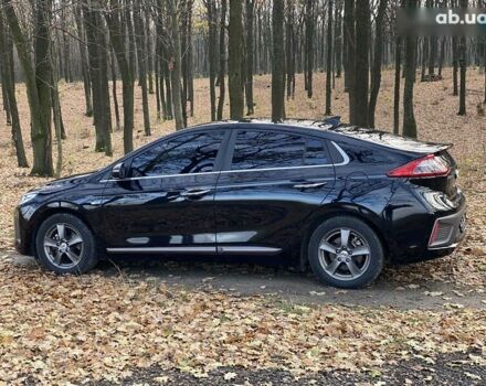 Хендай Ioniq, объемом двигателя 0 л и пробегом 106 тыс. км за 12199 $, фото 12 на Automoto.ua