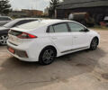 Хендай Ioniq, объемом двигателя 0 л и пробегом 136 тыс. км за 12400 $, фото 3 на Automoto.ua