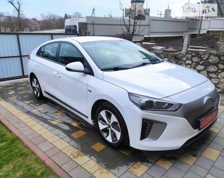 Хендай Ioniq, объемом двигателя 0 л и пробегом 127 тыс. км за 14950 $, фото 3 на Automoto.ua