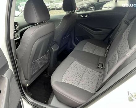 Хендай Ioniq, об'ємом двигуна 0 л та пробігом 96 тис. км за 12599 $, фото 17 на Automoto.ua