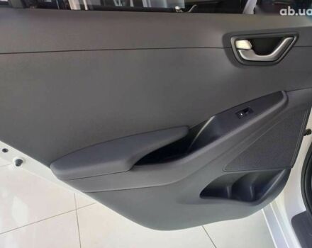 Хендай Ioniq, об'ємом двигуна 0 л та пробігом 13 тис. км за 13500 $, фото 21 на Automoto.ua
