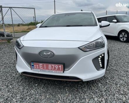 Хендай Ioniq, об'ємом двигуна 0 л та пробігом 96 тис. км за 12599 $, фото 3 на Automoto.ua