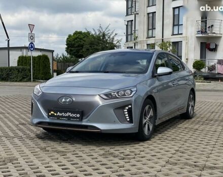 Хендай Ioniq, об'ємом двигуна 0 л та пробігом 135 тис. км за 12999 $, фото 2 на Automoto.ua