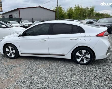 Хендай Ioniq, об'ємом двигуна 0 л та пробігом 96 тис. км за 12599 $, фото 6 на Automoto.ua