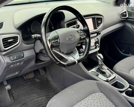 Хендай Ioniq, об'ємом двигуна 0 л та пробігом 177 тис. км за 12990 $, фото 17 на Automoto.ua