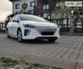 Хендай Ioniq, объемом двигателя 0 л и пробегом 62 тыс. км за 14445 $, фото 2 на Automoto.ua