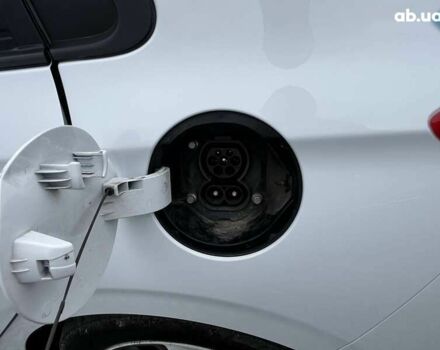 Хендай Ioniq, об'ємом двигуна 0 л та пробігом 96 тис. км за 12599 $, фото 20 на Automoto.ua