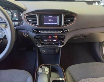 Хендай Ioniq, об'ємом двигуна 0 л та пробігом 13 тис. км за 13500 $, фото 13 на Automoto.ua