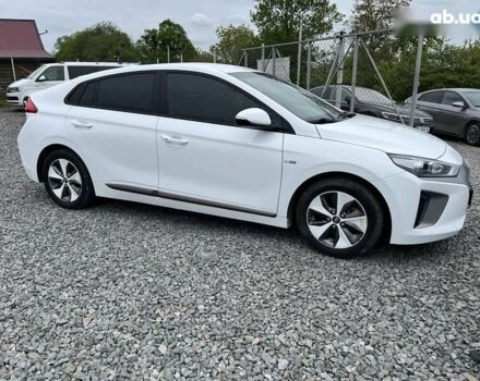 Хендай Ioniq, об'ємом двигуна 0 л та пробігом 96 тис. км за 12599 $, фото 7 на Automoto.ua