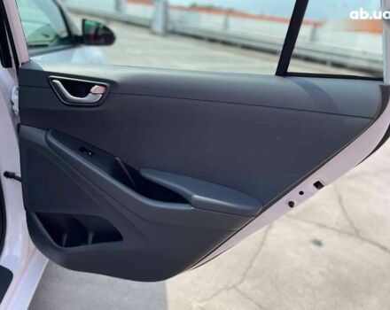 Хендай Ioniq, об'ємом двигуна 0 л та пробігом 158 тис. км за 12900 $, фото 17 на Automoto.ua