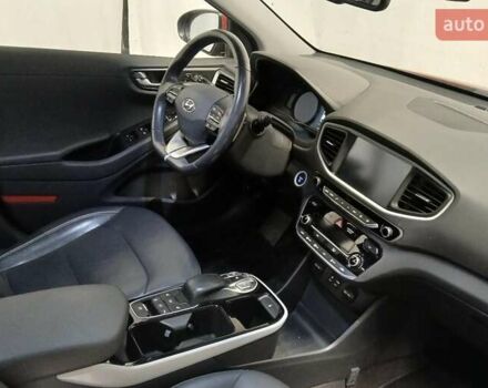 Хендай Ioniq, объемом двигателя 0 л и пробегом 190 тыс. км за 9950 $, фото 9 на Automoto.ua