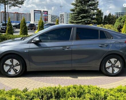 Хендай Ioniq, объемом двигателя 0 л и пробегом 148 тыс. км за 13550 $, фото 3 на Automoto.ua