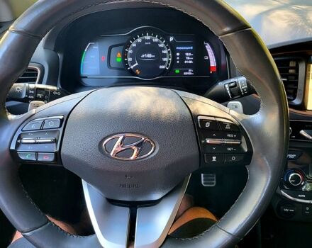 Хендай Ioniq, объемом двигателя 0.11 л и пробегом 232 тыс. км за 10999 $, фото 8 на Automoto.ua