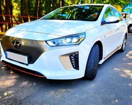 Хендай Ioniq, объемом двигателя 0.11 л и пробегом 232 тыс. км за 10999 $, фото 1 на Automoto.ua