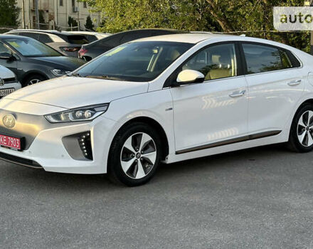 Хендай Ioniq, объемом двигателя 0 л и пробегом 91 тыс. км за 16500 $, фото 17 на Automoto.ua