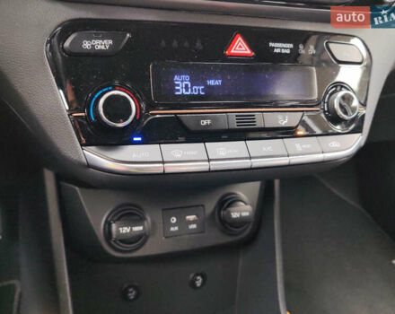 Хендай Ioniq, объемом двигателя 0 л и пробегом 140 тыс. км за 13000 $, фото 8 на Automoto.ua