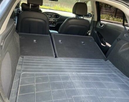 Хендай Ioniq, объемом двигателя 0 л и пробегом 99 тыс. км за 14800 $, фото 10 на Automoto.ua