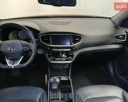 Хендай Ioniq, объемом двигателя 0 л и пробегом 190 тыс. км за 9950 $, фото 6 на Automoto.ua