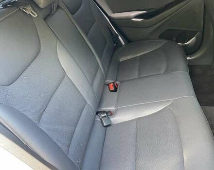 Хендай Ioniq, объемом двигателя 0 л и пробегом 99 тыс. км за 14800 $, фото 7 на Automoto.ua