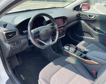 Хендай Ioniq, об'ємом двигуна 0 л та пробігом 158 тис. км за 12900 $, фото 9 на Automoto.ua