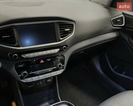 Хендай Ioniq, объемом двигателя 0 л и пробегом 190 тыс. км за 9950 $, фото 14 на Automoto.ua