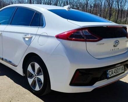 Хендай Ioniq, объемом двигателя 0 л и пробегом 140 тыс. км за 13600 $, фото 4 на Automoto.ua
