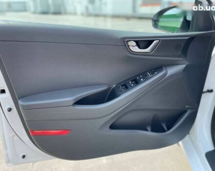 Хендай Ioniq, об'ємом двигуна 0 л та пробігом 158 тис. км за 12900 $, фото 7 на Automoto.ua