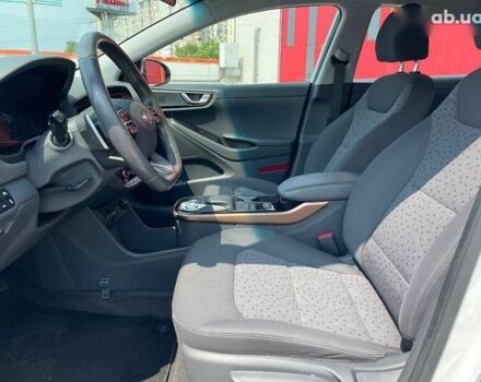 Хендай Ioniq, об'ємом двигуна 0 л та пробігом 158 тис. км за 12900 $, фото 8 на Automoto.ua