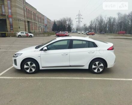 Хендай Ioniq, об'ємом двигуна 0 л та пробігом 112 тис. км за 15400 $, фото 6 на Automoto.ua