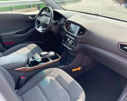 Хендай Ioniq, об'ємом двигуна 0 л та пробігом 158 тис. км за 12900 $, фото 23 на Automoto.ua